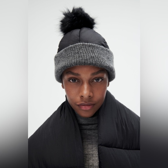 NWT. Zara Black/Grey Quilted Beanie. Size S-M. Ref. - Picture 1 of 12